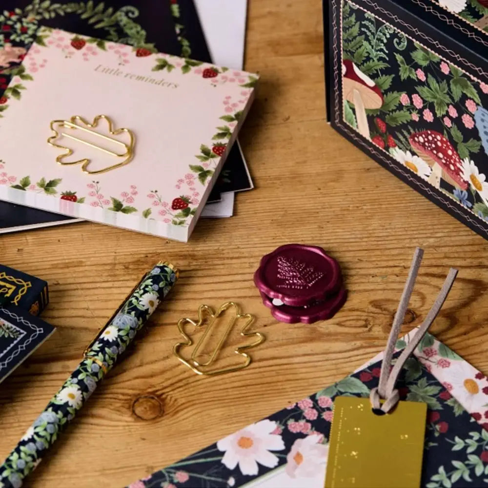 Advent Calendar - Winter Woodlands Stationary Supplies 24 Days Countdown